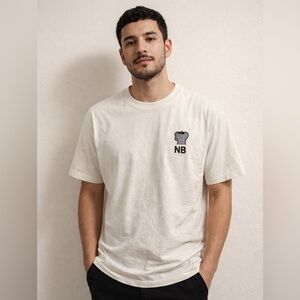 New Balance Graphic Bear Logo T-Shirt – Cream / Off-White – Size XL